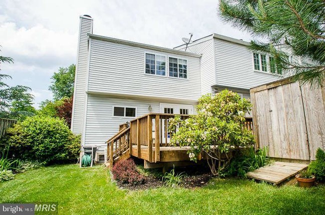 Building Photo - 6885 McLean Greens Ct