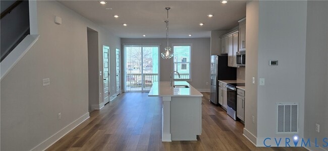 Building Photo - 10147 Blue Wing Ln