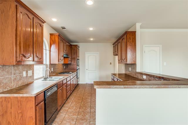 Building Photo - 2625 Alpena Dr