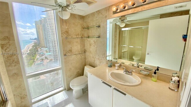 Building Photo - 16699 Collins Ave