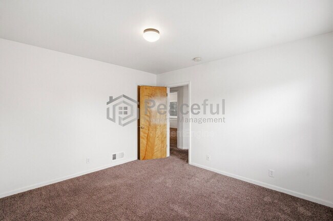 Building Photo - 3558 S 700 E