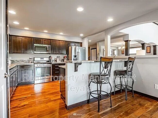 Building Photo - 4352 Castlerock Dr