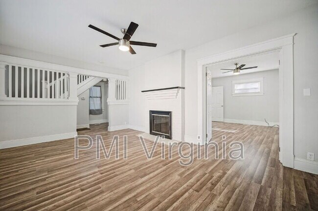 Building Photo - 864 W 36th St