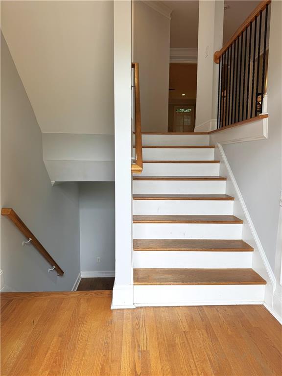 Building Photo - 871 Lenox Ct NE