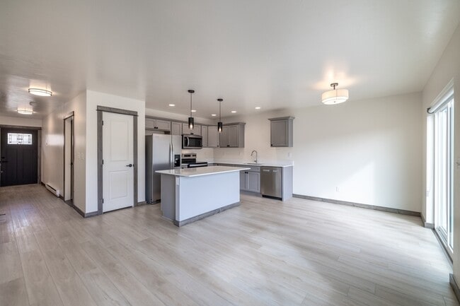 Building Photo - 3384 Crosswind Ct