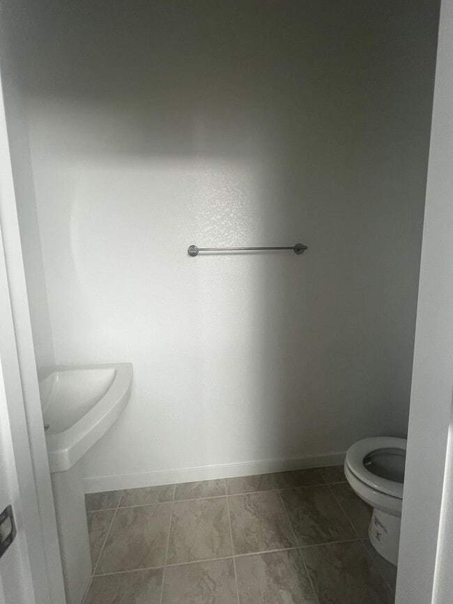 Building Photo - Brand-New 3 Bedroom Home in Elk Grove School District