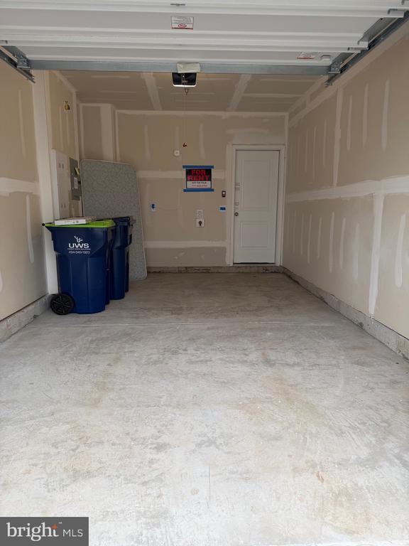 Building Photo - 759 Platinum Dr