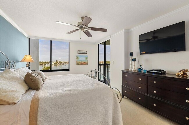 Building Photo - 9425 Blind Pass Rd