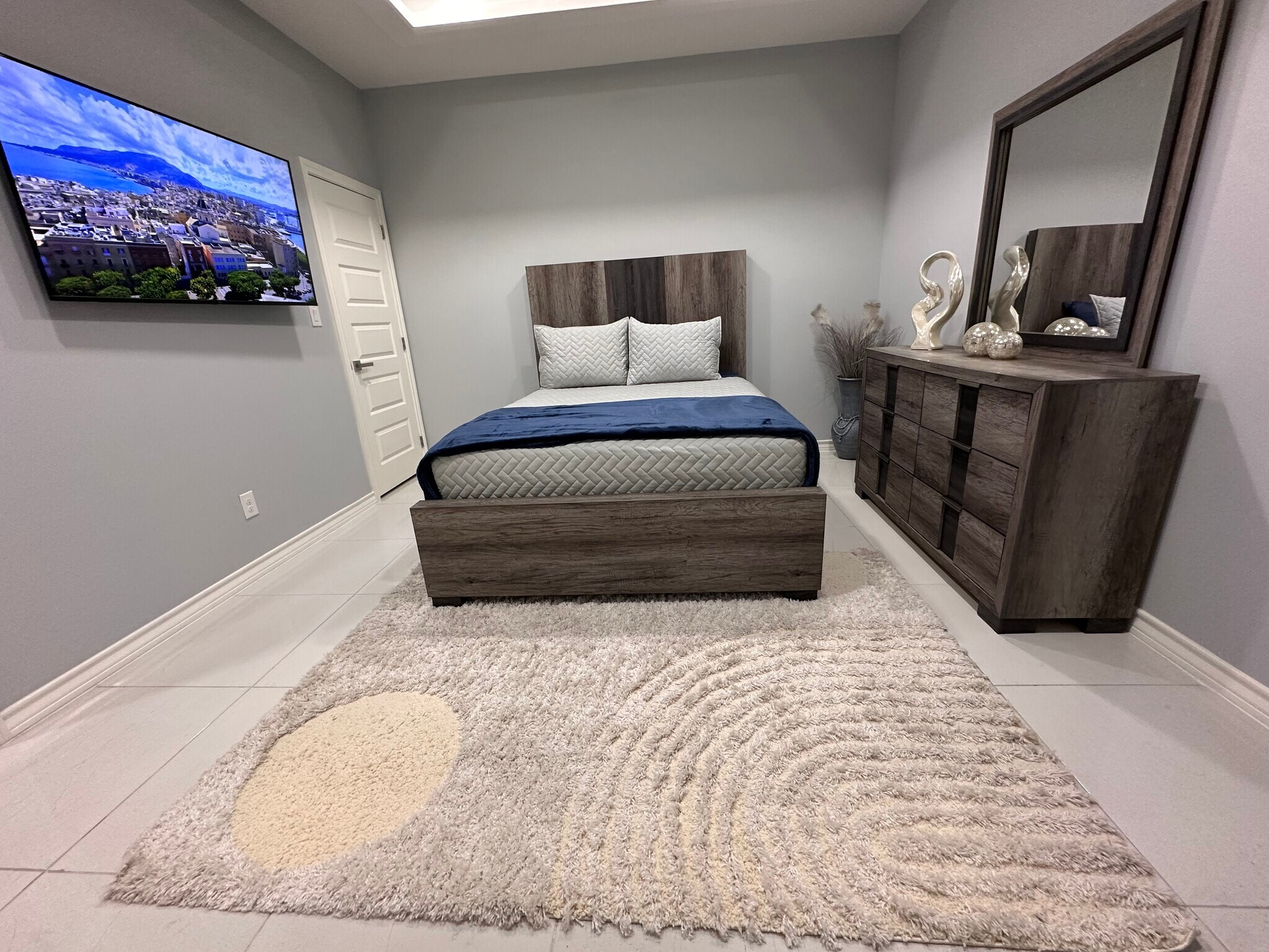 Building Photo - 2417 Indian Creek Ave