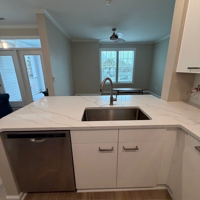 Building Photo - Daniels Landing Condos