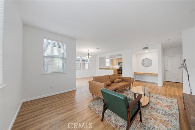 Building Photo - 8620 Belford Ave