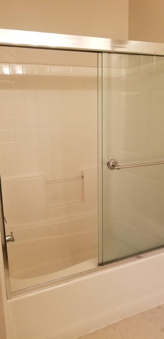 Building Photo - Updated 2x2 condo 1121 square feet, vinyl ...