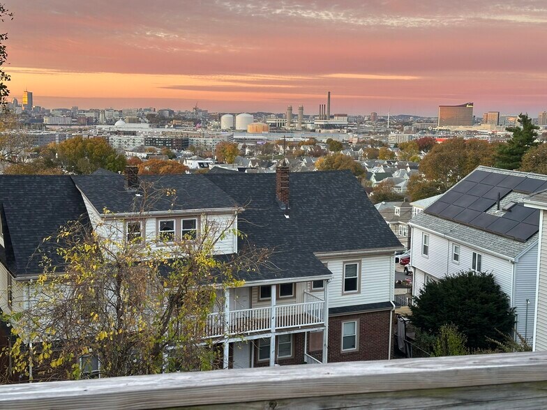 Building Photo - 125 Garland St