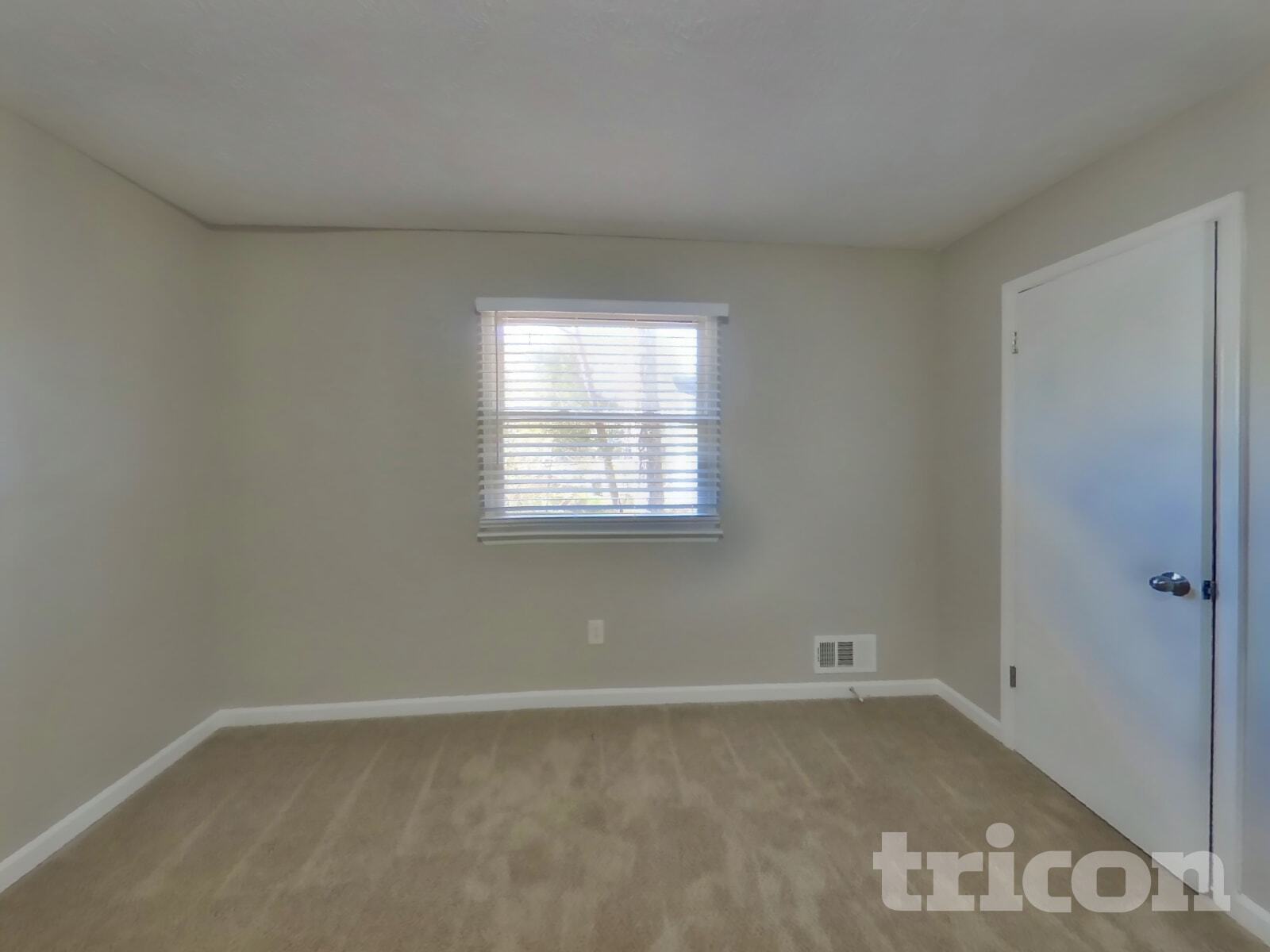 Building Photo - 236 Independence Dr