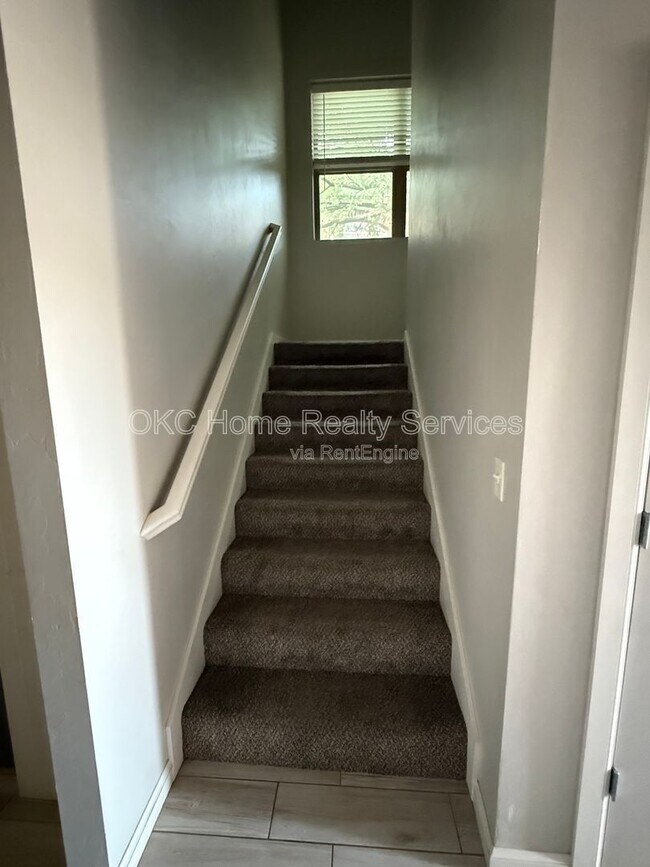 Building Photo - 2905 Quail Creek Rd