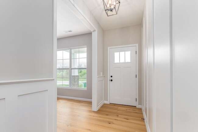 Building Photo - 5634 Callaway Dr