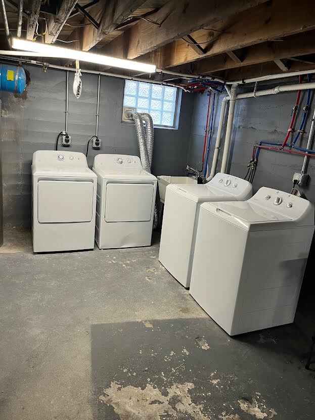 Basement: Washer/Dryer - 2137 Highland Ave