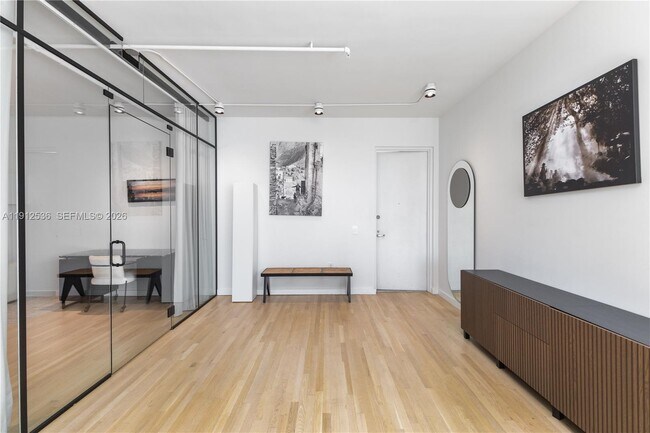 Building Photo - 1700 Meridian Ave