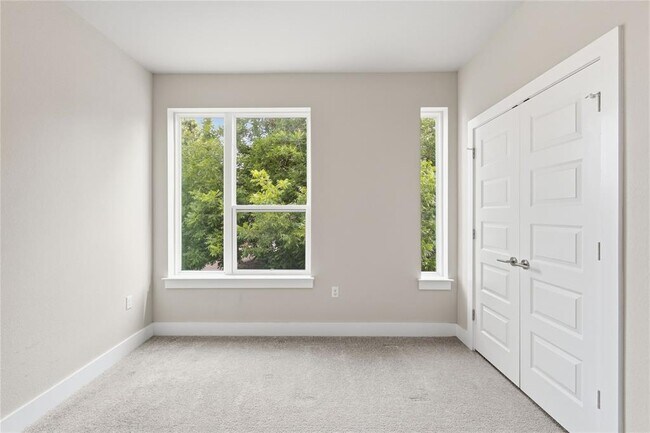Building Photo - 2024 Sager Dr