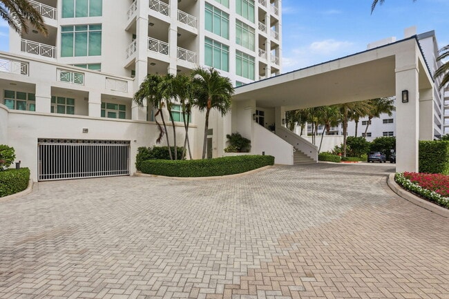 Building Photo - 3200 S Ocean Blvd