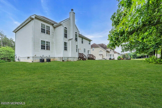 Building Photo - 8 Connor Dr