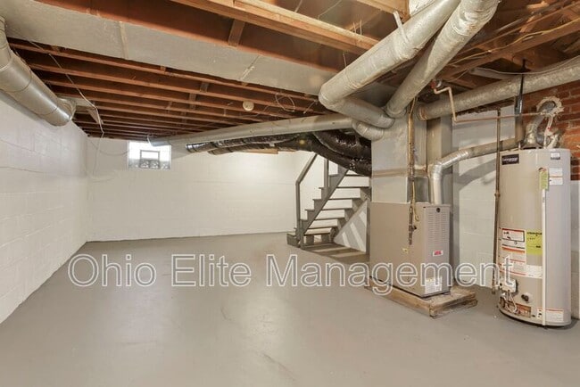 Building Photo - 2239 Homestead Dr