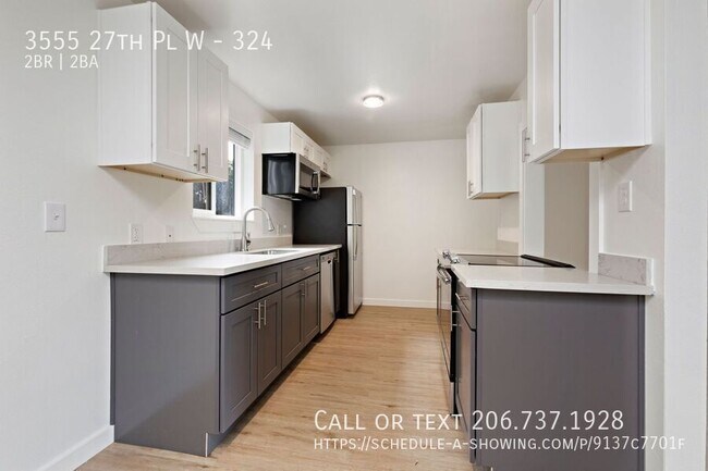 Building Photo - 3555 27th Pl W