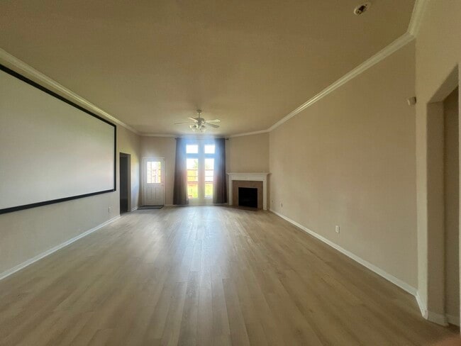 Building Photo - 14319 W Oblong Cir