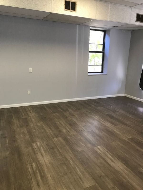 Building Photo - 464 Pratt St Ext