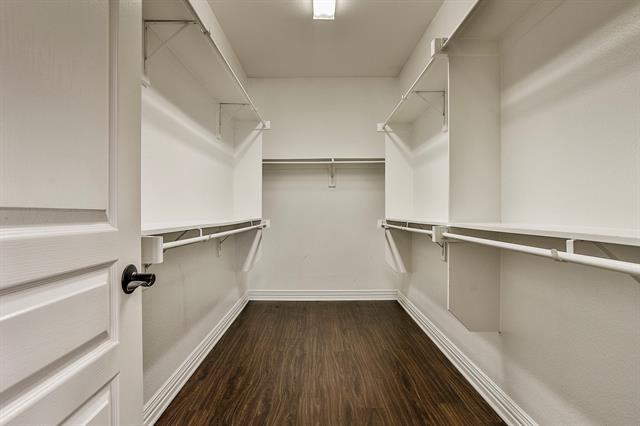 Building Photo - 223 Aspen Lane