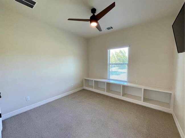 Building Photo - 145 Milestone Rd