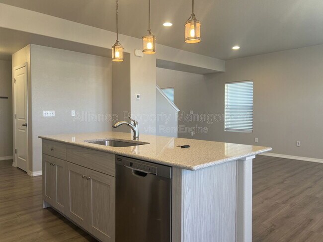 Building Photo - 8175 Talc Dr