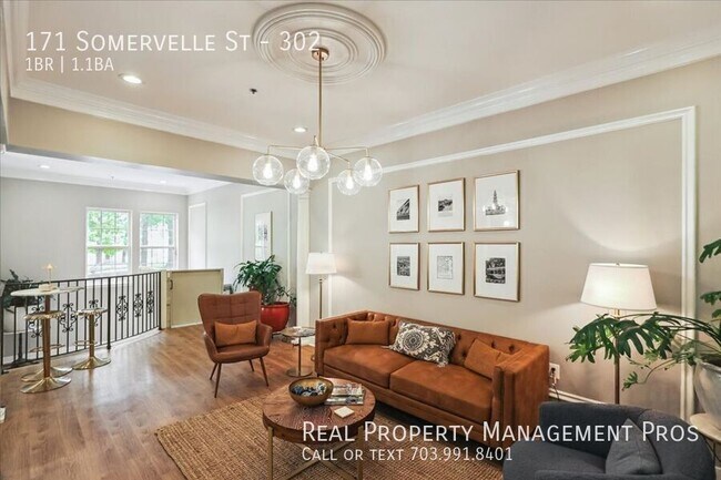 Building Photo - 171 Somervelle St