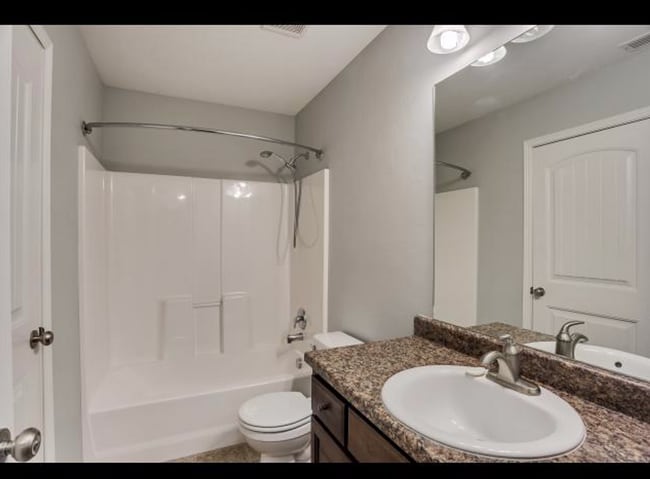 Building Photo - Spacious Living in Spring Creek Ranch – Your Next Home Awaits