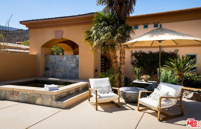 Building Photo - 136 Netas Dr