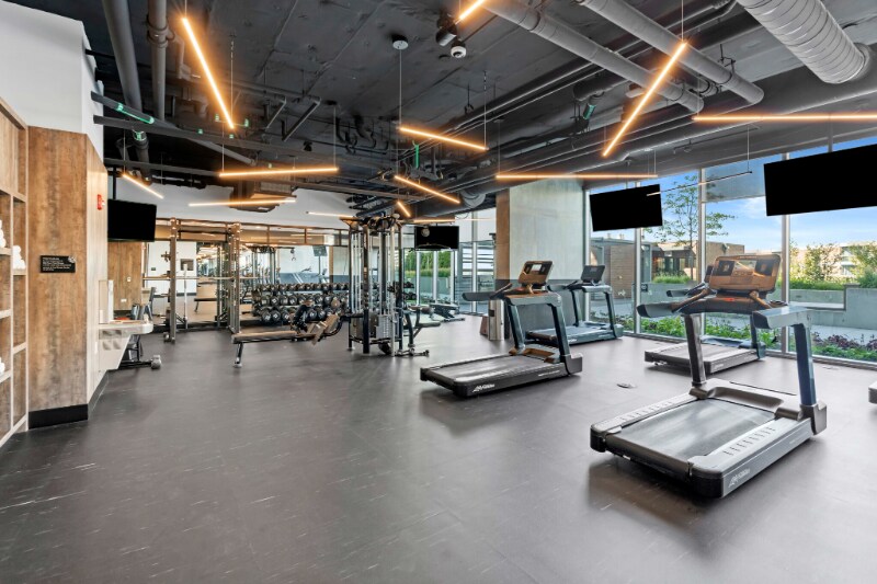 Building Photo - 248 W Hill St