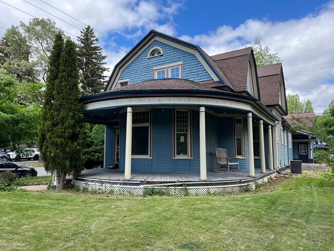 Primary Photo - 501 E Indiana Ave