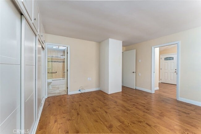 Building Photo - 707 Avenida Majorca