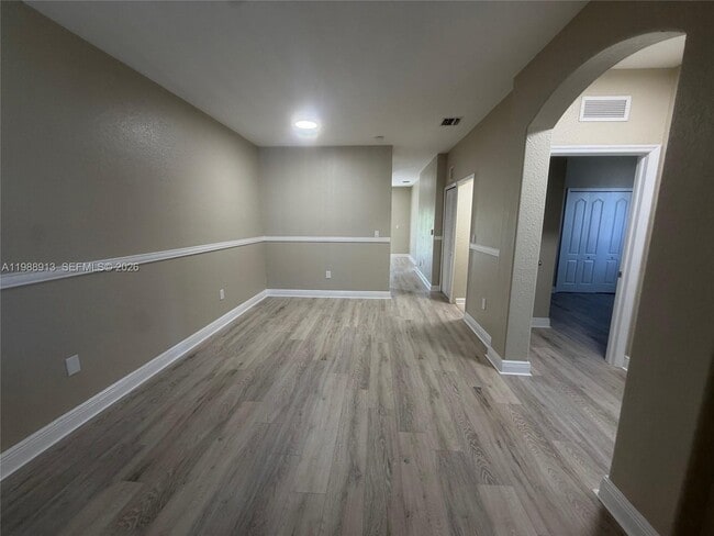 Building Photo - 2637 SE 16th Terrace