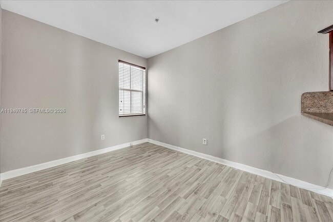 Building Photo - 4341 SW 160th Ave