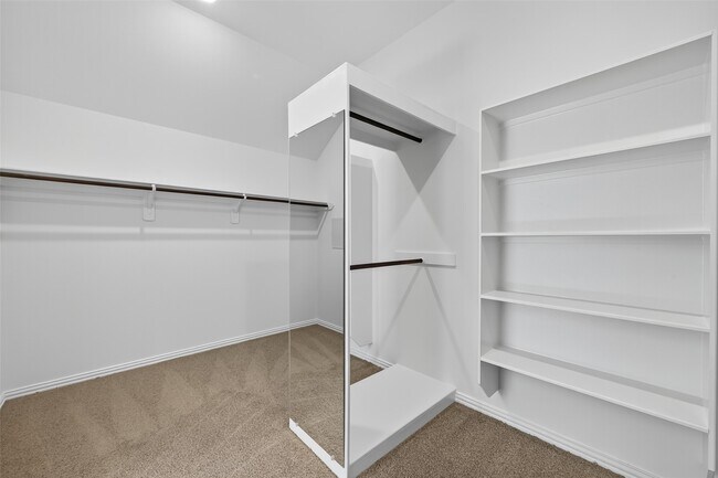 Building Photo - 6214 Severson Lake Ct
