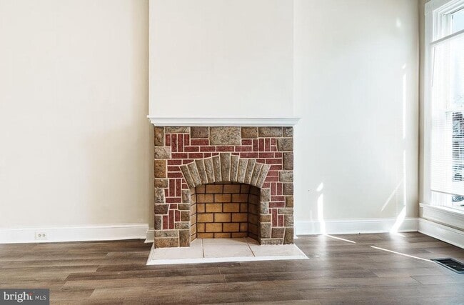 Building Photo - 2646 Edmondson Ave