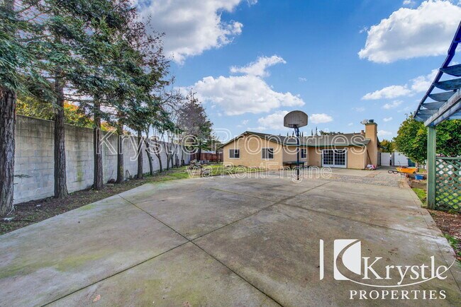 Building Photo - 180 Obsidian Ct