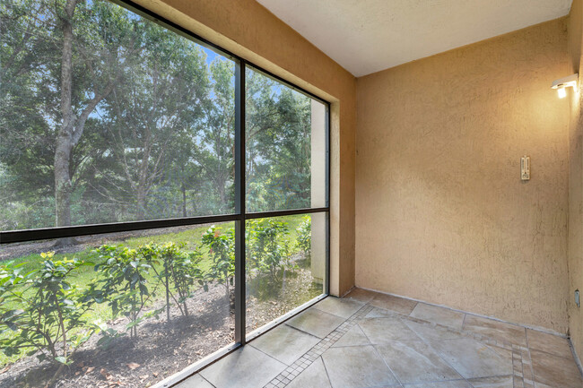 Building Photo - 12975 Positano Cir