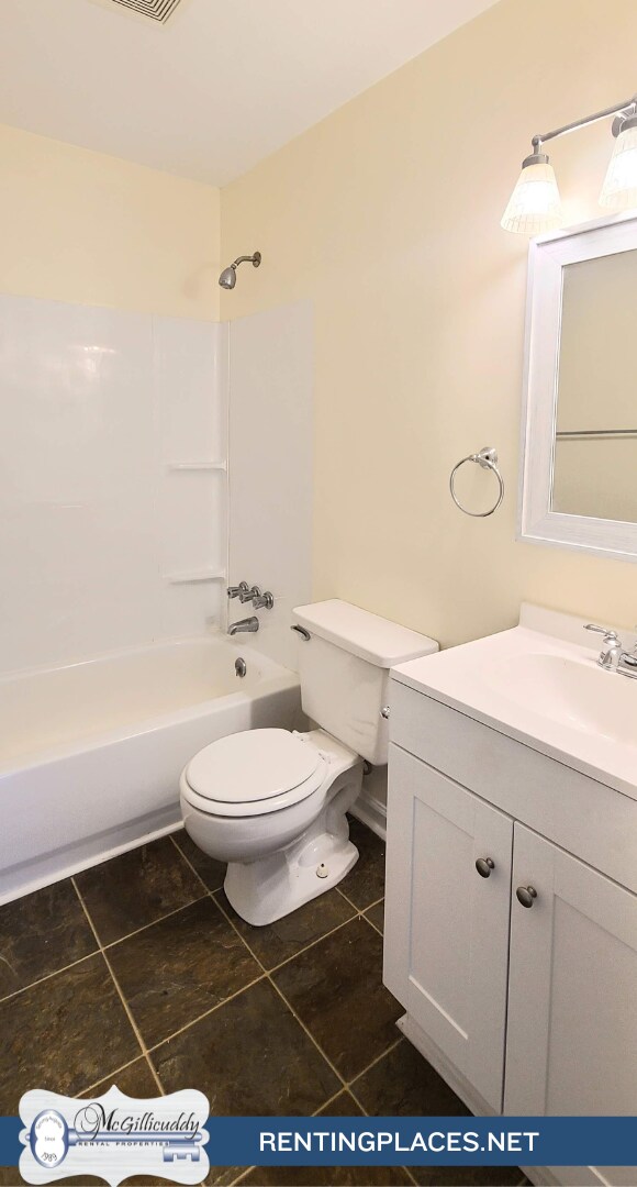 Building Photo - 1220 Holden Dr