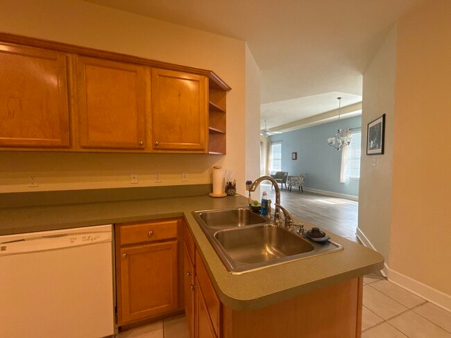 Building Photo - 5508 Hampton Woods Way
