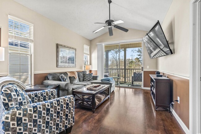 Building Photo - 620 River Oaks Dr