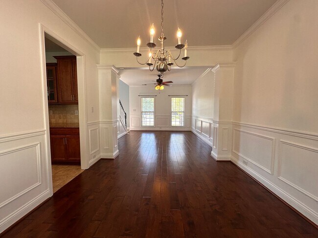 Building Photo - Elegant 4BR Home with Soaring Ceilings in The Reserve at Glenmary