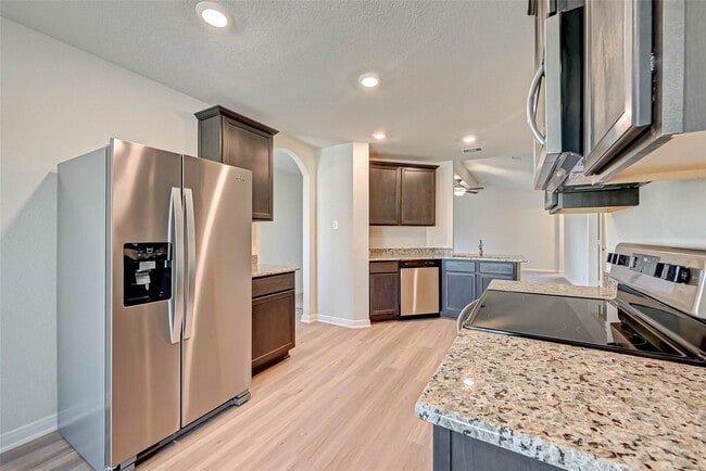 Building Photo - 20834 Solstice Point Dr