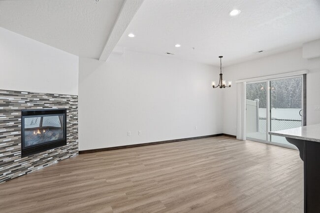 Building Photo - 1582 Latitude Ln